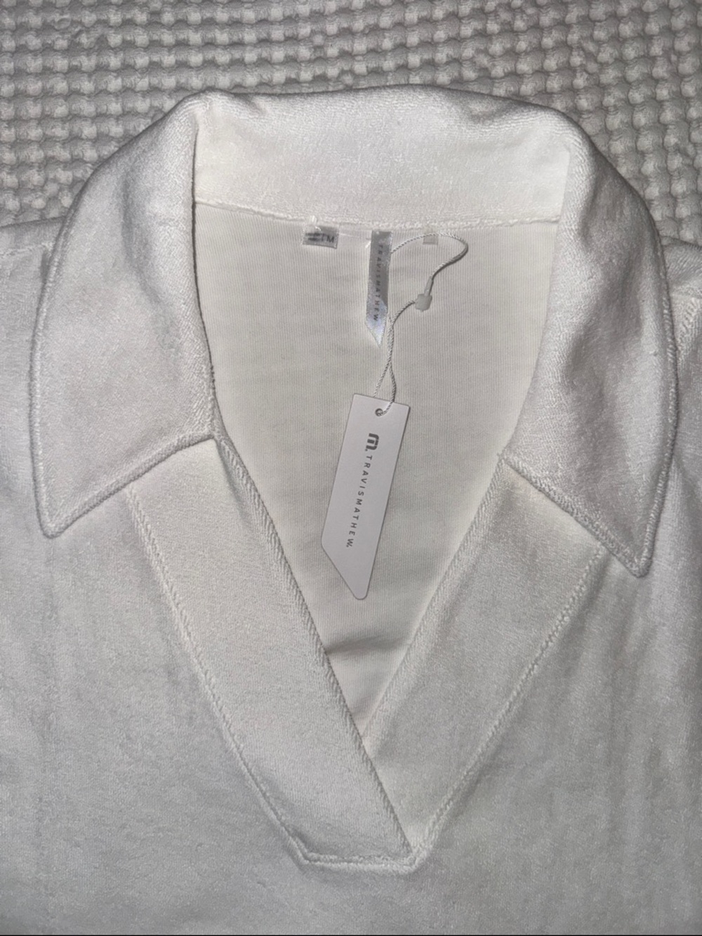 Travis Mathew White V-Neck Collar Pullover Sweater Woman’s Medium - Picture 3 of 9